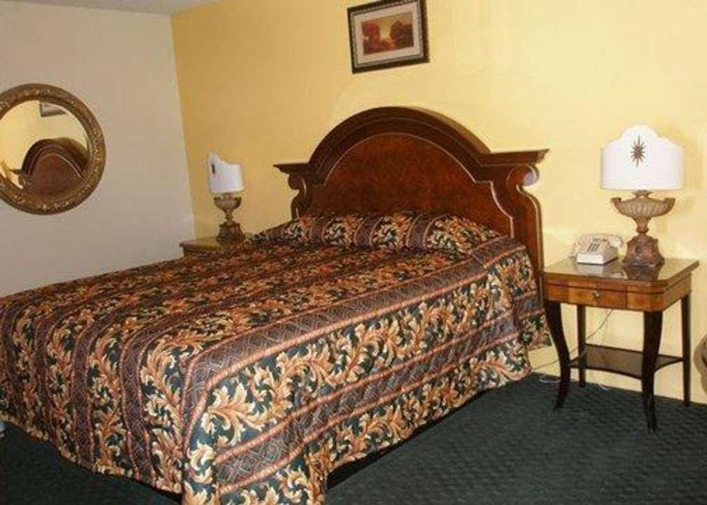 Beyond Stay Hotel Victorville Downtown Номер фото