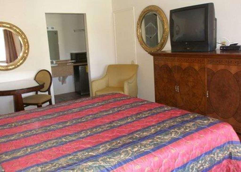 Beyond Stay Hotel Victorville Downtown Номер фото